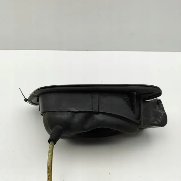 Kraftstofftankklappe OEM 5G9809857 für VW Golf VII Variant image 3