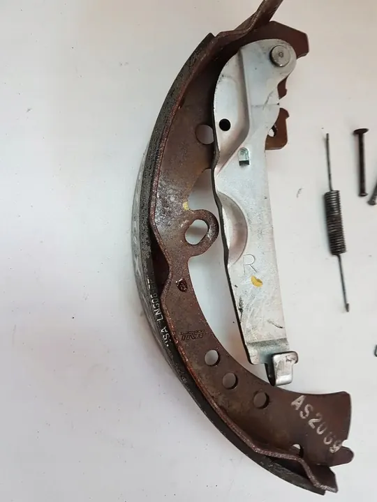 TOYOTA HILUX TAKAJARRUPALAT OE 04495-0K070 image 6