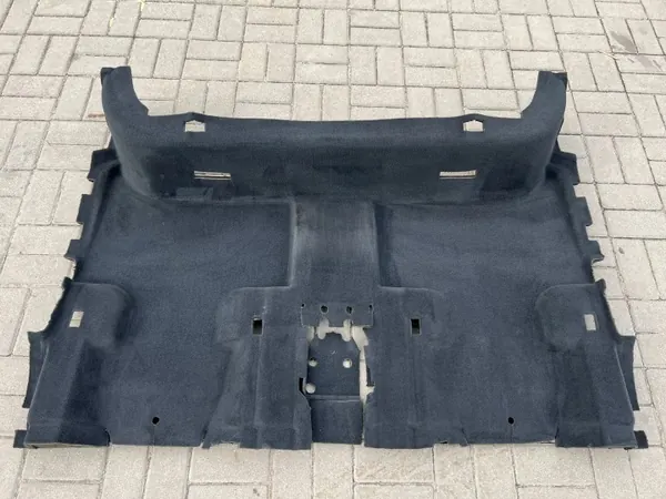 Tapis arrière BMW E53 noir - Pièce d'origine usagée image 2