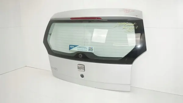 SEAT MII Baklucka OEM 360190745 - Begagnad image 3