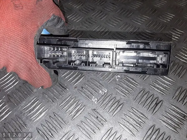 Raamregelaar Seat Exeo 2009 8e0959801e image 3