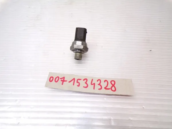 Kraftstoffdrucksensor OEM 0071534328 Mercedes W169 image 2