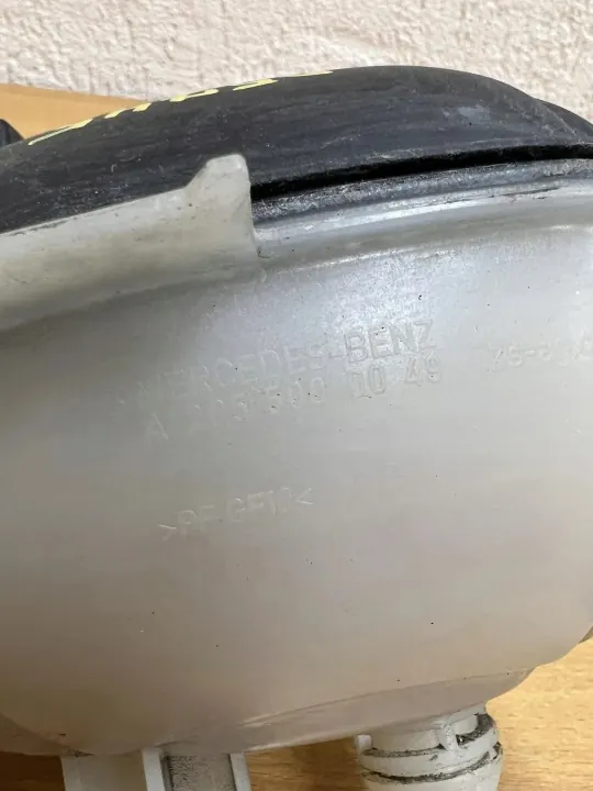 Koelvloeistof expansievat OEM D5745 voor Mercedes-Benz GLC image 5