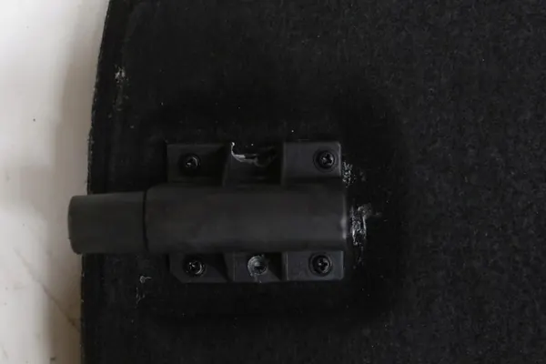 Prateleira de bagageira Opel Combo E OEM 98321444 - Usado image 3