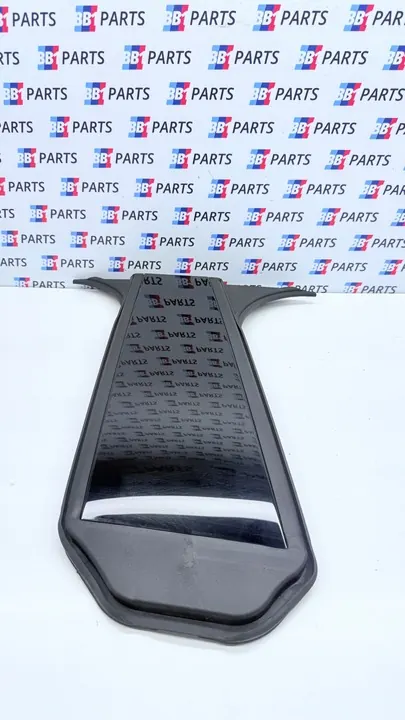 MERCEDES W118 Garniture de Pilier B Droit A1186980200 image 5