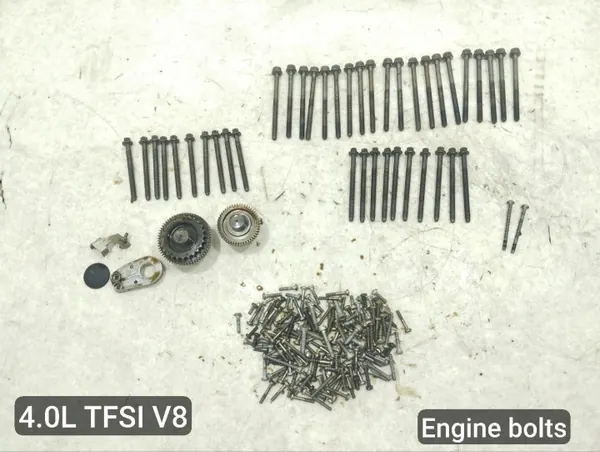 Audi A8 2015 Skruvset OEM 079109339AS image 2
