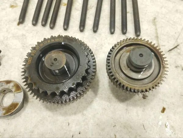 Audi A8 2015 Skruvset OEM 079109339AS image 6