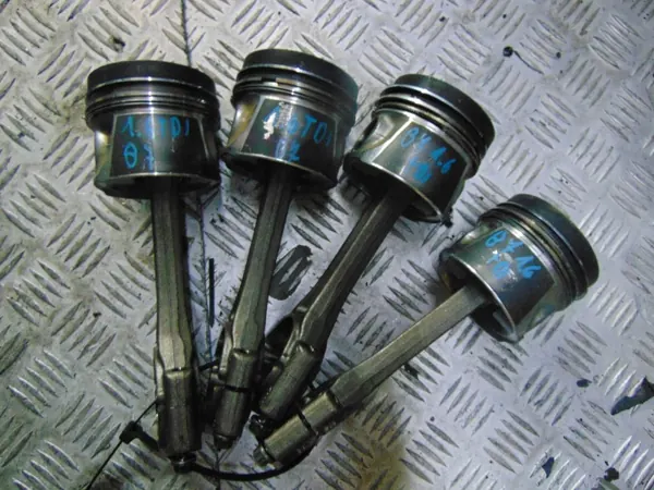 Bielle de piston 03LA BHS pour 1.6 TDI d'occasion image 2