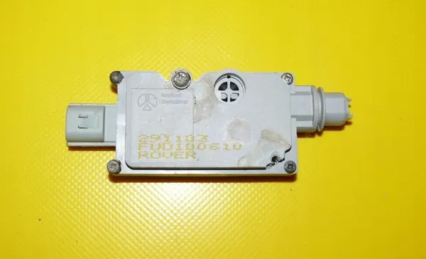 Actuador OEM DAK-10-P25 Cierre Maletero Rover 200 III image 2