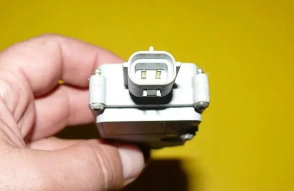 Actuador OEM DAK-10-P25 Cierre Maletero Rover 200 III image 5