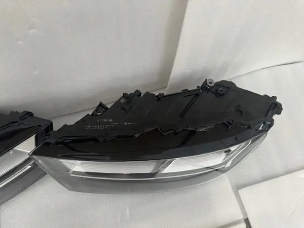 Faróis Audi Q7 4M Full LED Esquerdo Direito image 3