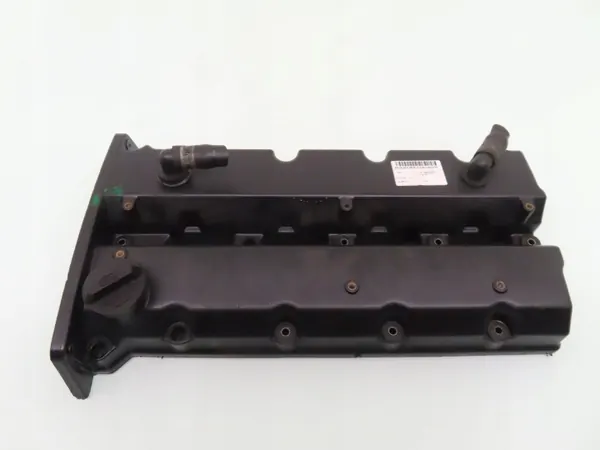 Venttiilikansi OEM 0K55110220 Kia Carnival 2.9 TD:lle image 2