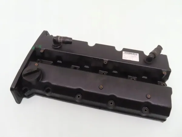 Venttiilikansi OEM 0K55110220 Kia Carnival 2.9 TD:lle image 4