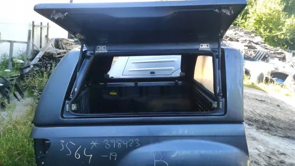 Pièces de coffre Isuzu D-Max Pickup d'occasion - OEM image 8