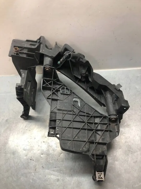 Glissière de phare gauche avec laveur Audi Q5 8R 12-16 OEM image 6