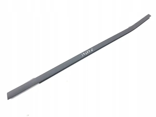 Jeep Avenger Takaikkunan Lista OEM AMD229874 image 2