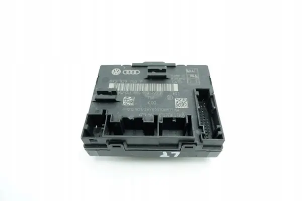 Audi A1 2011 etu oikea oven moduuli OEM 8X0959793F image 2
