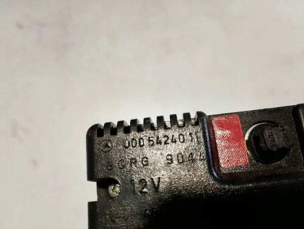 Ecrã Webasto Mercedes OEM 0005424011 - Usado image 8
