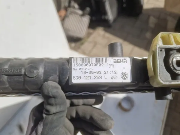 VW POLO SKODA FABIA Radiador de agua 6Q0121253L image 8