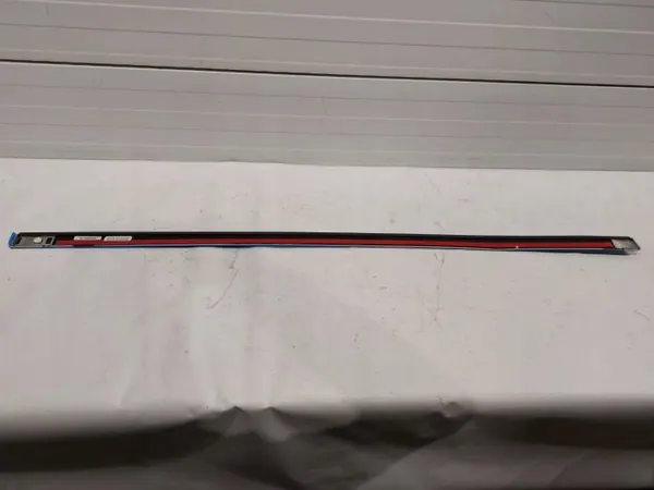 Chrysler Pacifica Skjutdörrslist OEM 68188803AF Vänster image 3
