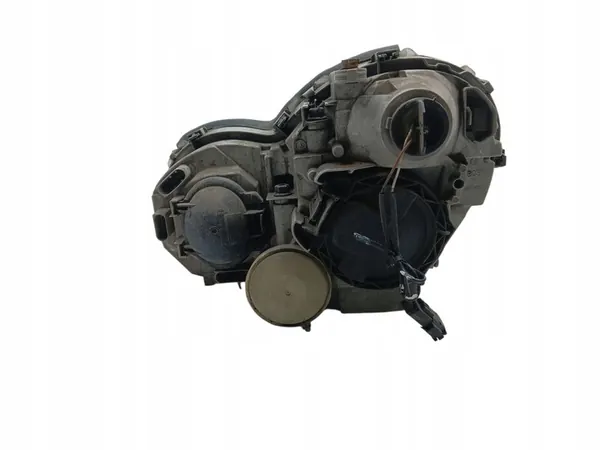 Rechter Voorlicht Mercedes C W203 (2000-2003) A2038200261 image 2