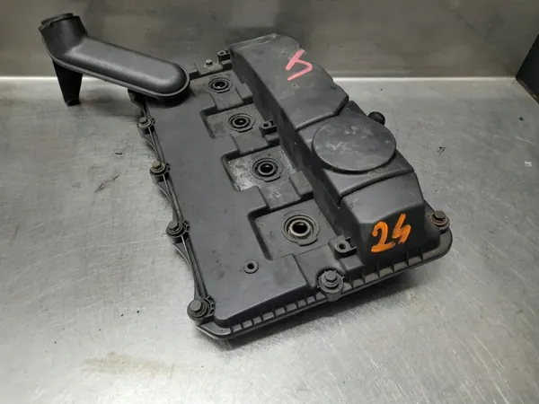 Tapa de válvulas FORD 2.4 TTDI OEM 4C1Q-6K271-AA image 3