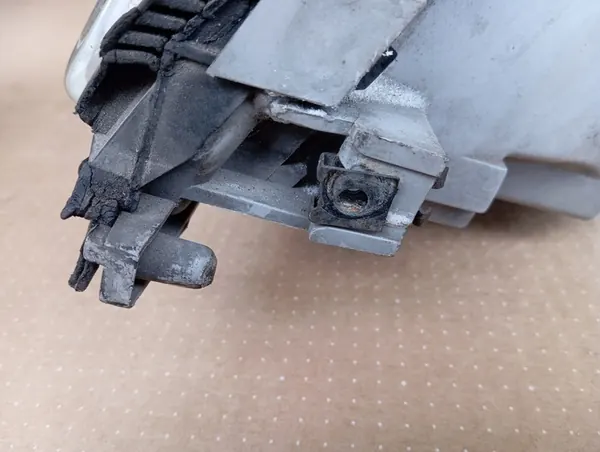 RECHTS VOORLICHT MERCEDES C-KLASA W202 A2028261280 image 6