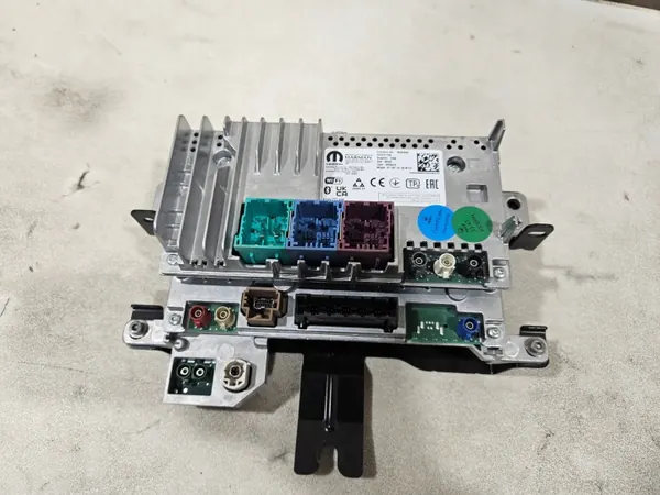 Module Navigation OEM 46863899 pour Toyota Proace Max image 2