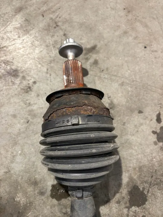 MERCEDES A-KLASA W176 A45 AMG Vänster Framdrev 2463309200 image 3