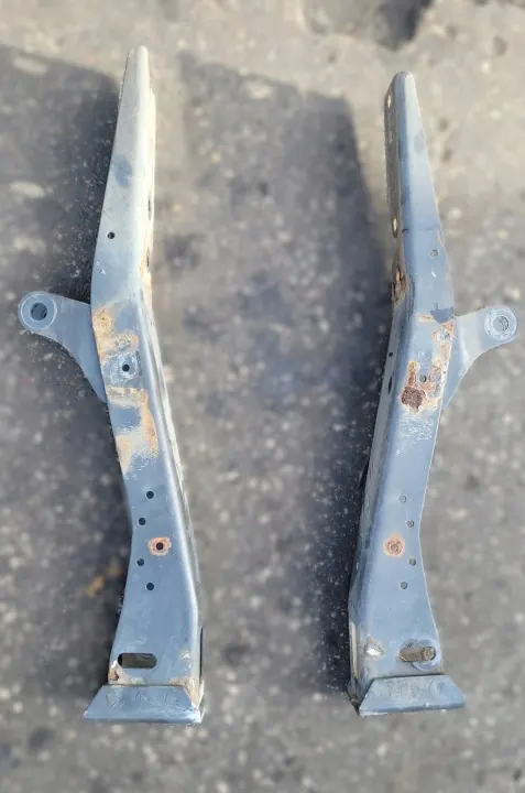 Support de suspension cabine Iveco Stralis OEM 50402044 image 2