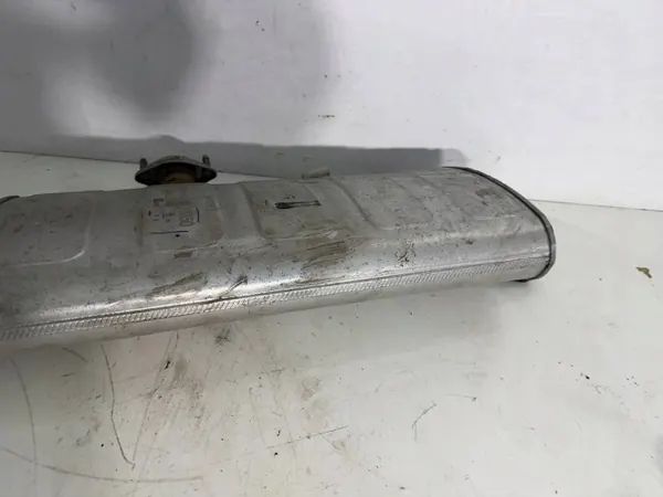 Endschalldämpfer Kia Sportage V OEM 28710CJ540 - Gebraucht image 4