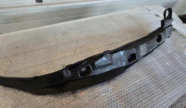 Toyota C-HR II OEM 53827F4070 Mousse d'aile avant droite image 5
