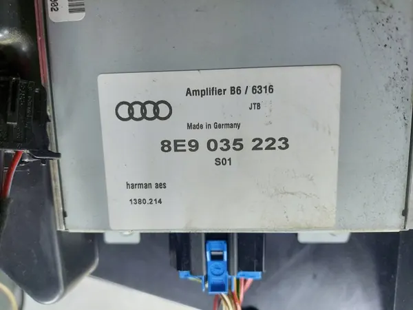 OEM 8E9035223KASACJ Subwoofer-förstärkare för Audi A4 B6 image 5