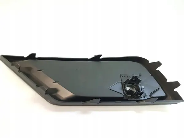 Right Bumper Grille VW Tiguan 2016 > OEM image 3