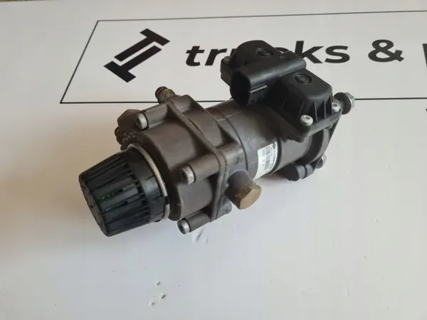 K016496 2009225 Valve de Frein pour Ford F-MAX image 3