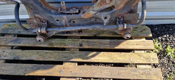 Châssis Nissan Qashqai J10 2.0 DCI image 6