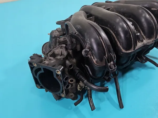 Coletor de admissão Ford Focus C-Max I MK1 03- 2.0 16V image 3