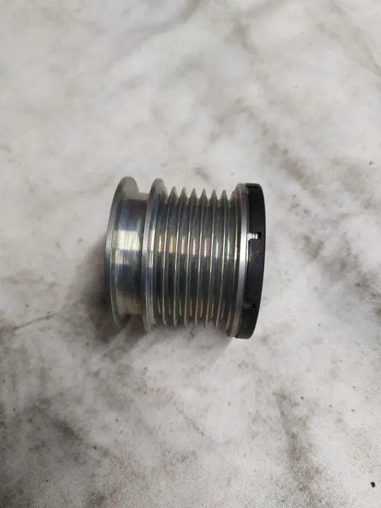 Polia de alternador, embreagem Mercedes Viano A6261500060 image 4