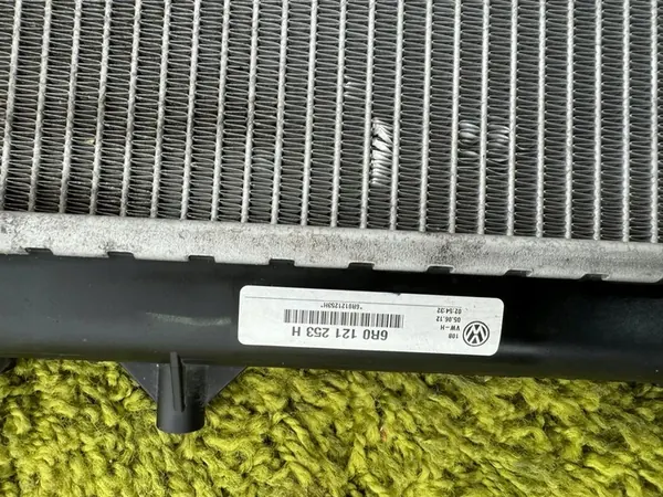 Radiador de Agua VW Polo 6R Ibiza Fabia 5J OEM image 2