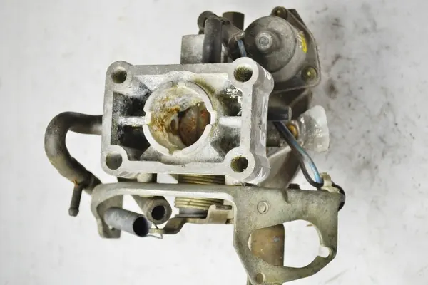 Renault Vergaser OEM 12211 8056J 1825 Gebraucht image 8