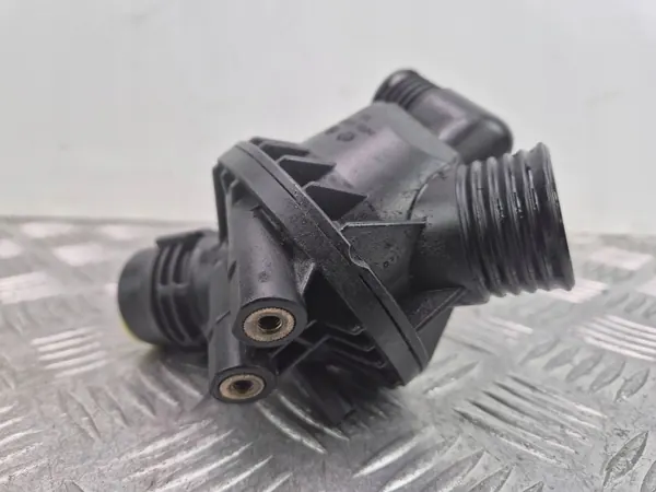Carcaça Termóstato BMW X3 F25 OEM 7586784 Usado image 3