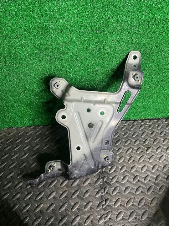 Support d'aile avant gauche Porsche Cayenne Lift 7P 7P5821259 image 4