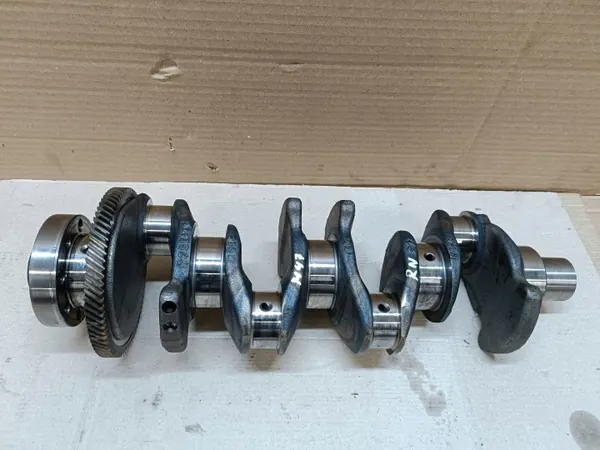 Virabrequim OEM 7798473 para BMW 2.0 D M47D20 image 2