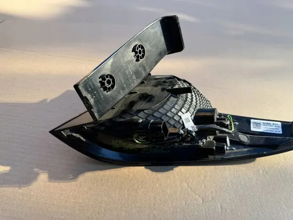 Hyundai Tucson IV 4 NX4e 21- Luz Trasera Izquierda image 8