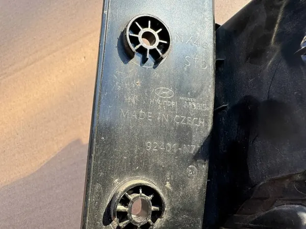 Hyundai Tucson IV 4 NX4e 21- Luz Trasera Izquierda image 9