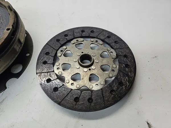 Volante bimassa Audi A4 A5 TFSI TDI image 5