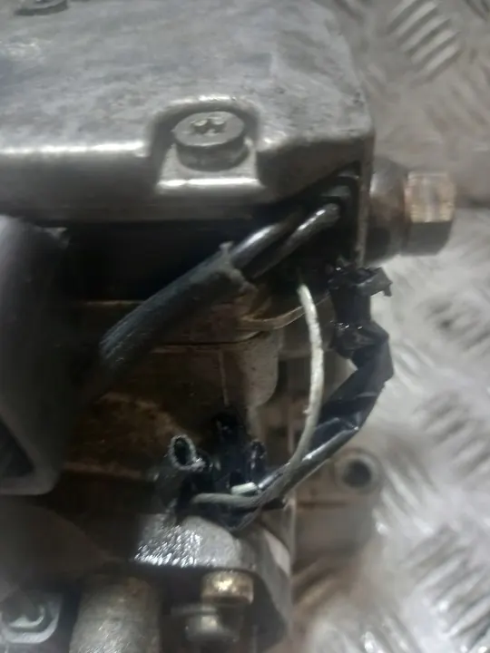 Kraftstoffpumpe Audi A6-C5 2.5 TDI OEM 059130106DX image 7