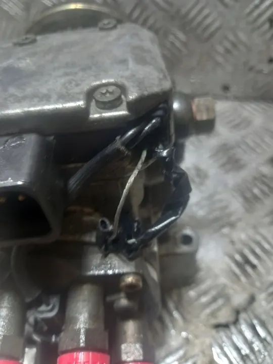 Kraftstoffpumpe Audi A6-C5 2.5 TDI OEM 059130106DX image 9