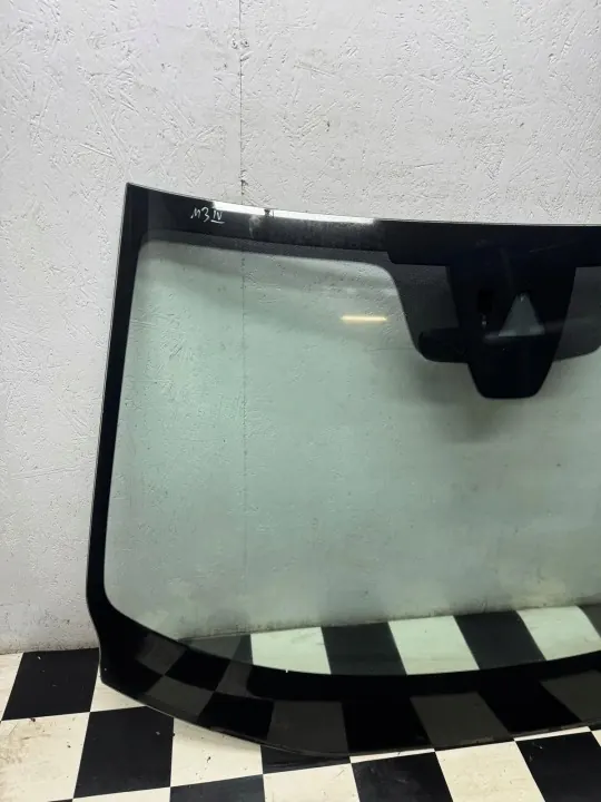 Parabrisas delantero Mazda OE usado OEM 43R-010679 image 4