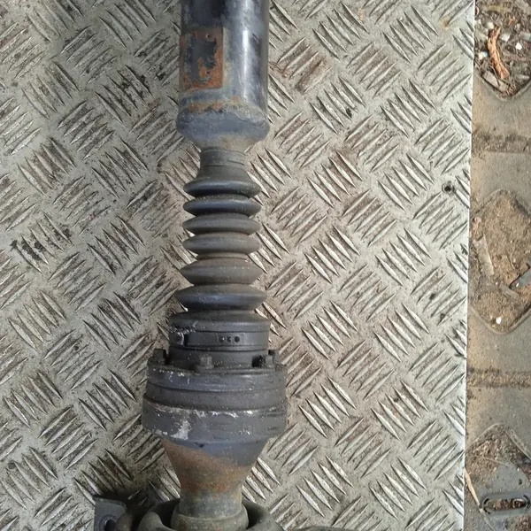 KIA SPORTAGE II HYUNDAI TUCSON I 2.0CRDI Drivaxel Stöd 493002E300 image 4